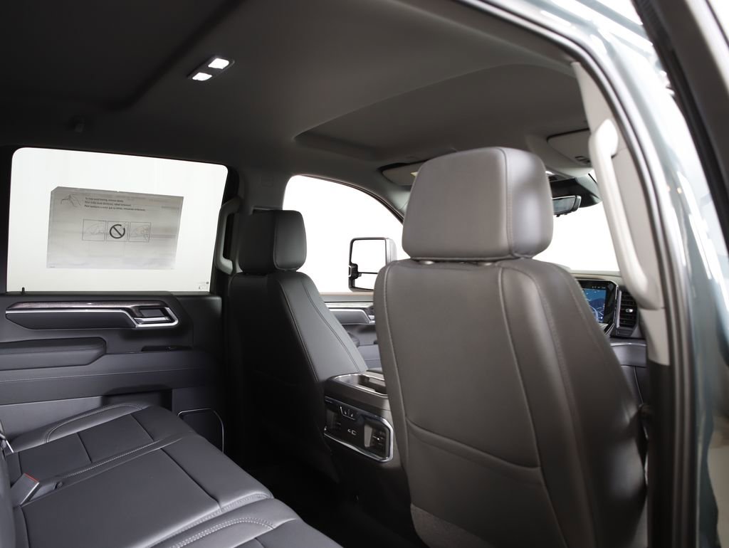 New 2026 Chevrolet Silverado 3500 LTZ w/ LTZ Premium Package image 11