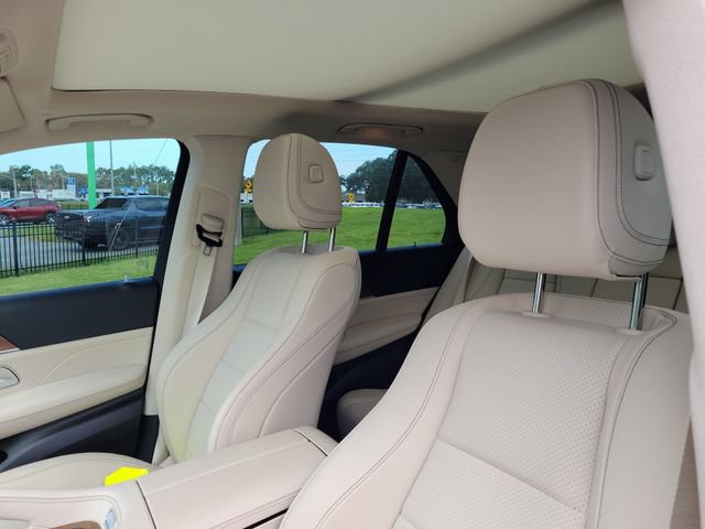 Used 2024 Mercedes-Benz GLE 450 4MATIC image 23