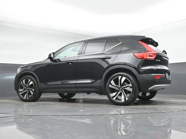 Used 2023 Volvo XC40 B5 Ultimate w/ Protection Package Premier AWD/4WD image 14