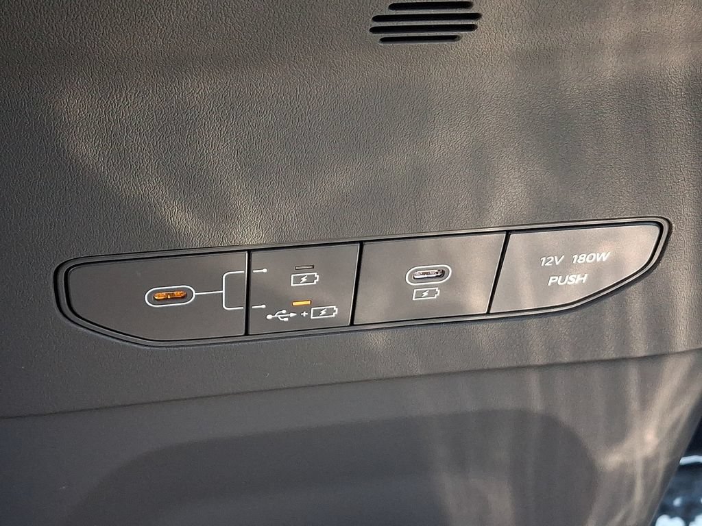Certified 2024 Kia EV9 Wind AWD/4WD image 26
