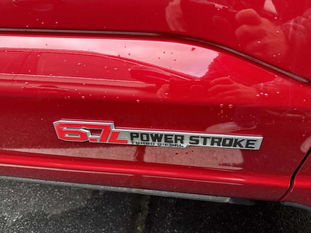 Used 2024 Ford F250 Platinum image 13