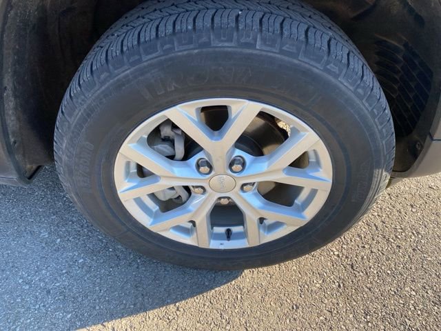 Used 2023 Jeep Grand Cherokee Limited image 31