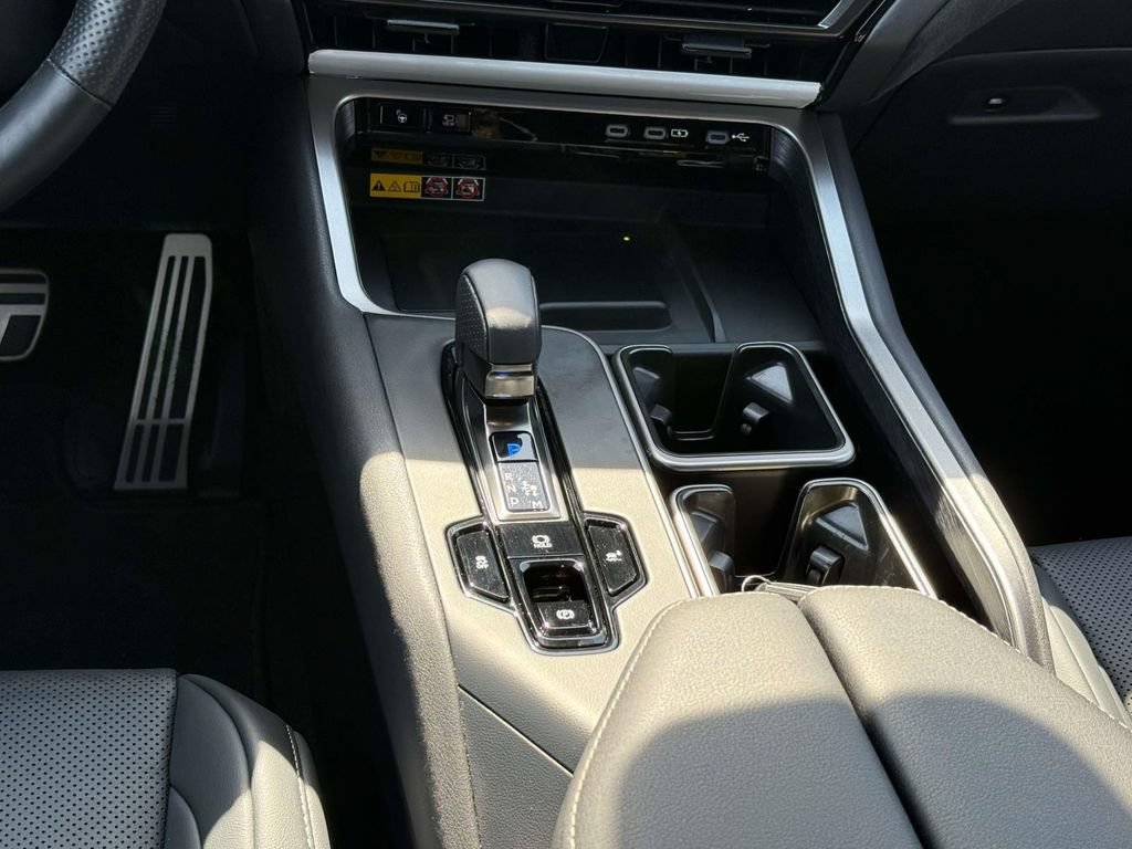 Used 2025 Lexus TX 500h AWD w/ Technology Package image 20