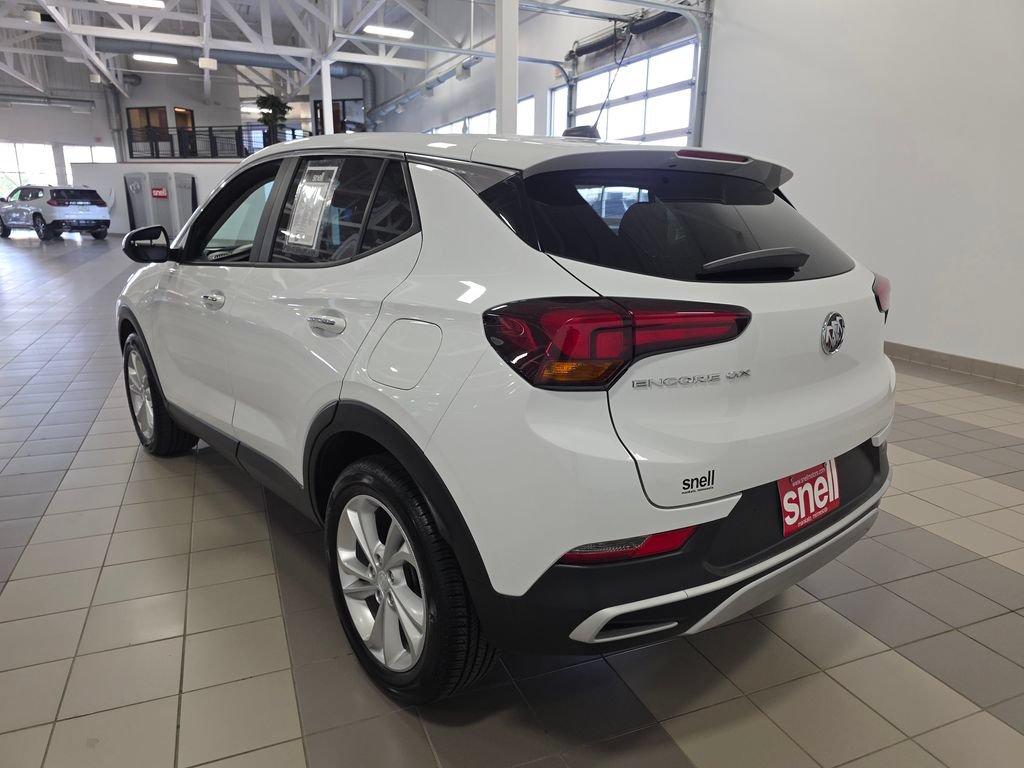 Used 2021 Buick Encore GX Preferred w/ Cold Weather Comfort Package FWD image 3