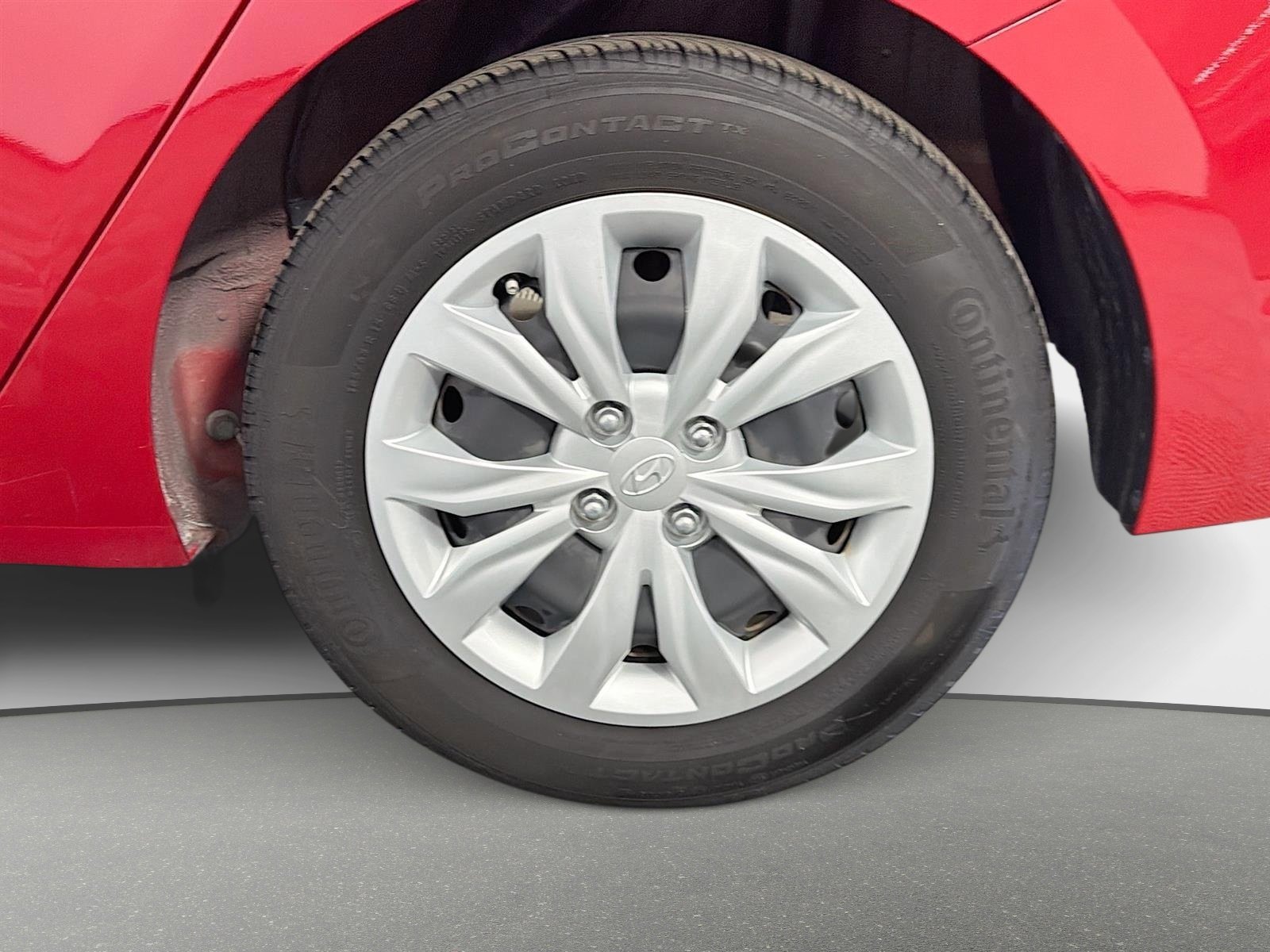 Certified 2022 Hyundai Accent SE image 26