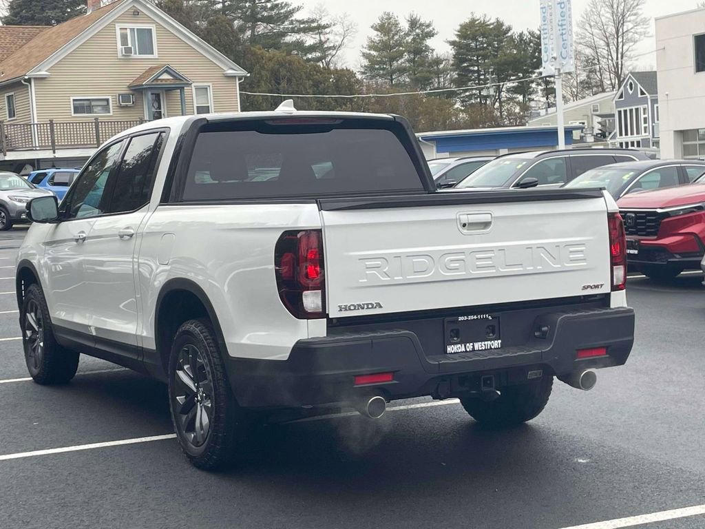 Used 2024 Honda Ridgeline Sport image 7