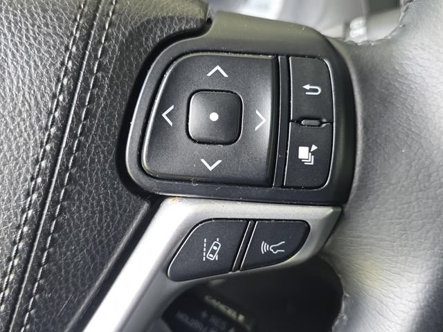 Used 2018 Toyota Sienna SE w/ SE Preferred Package FWD image 29