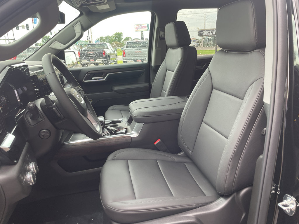 New 2026 GMC Sierra 1500 SLT w/ SLT Premium Package image 17