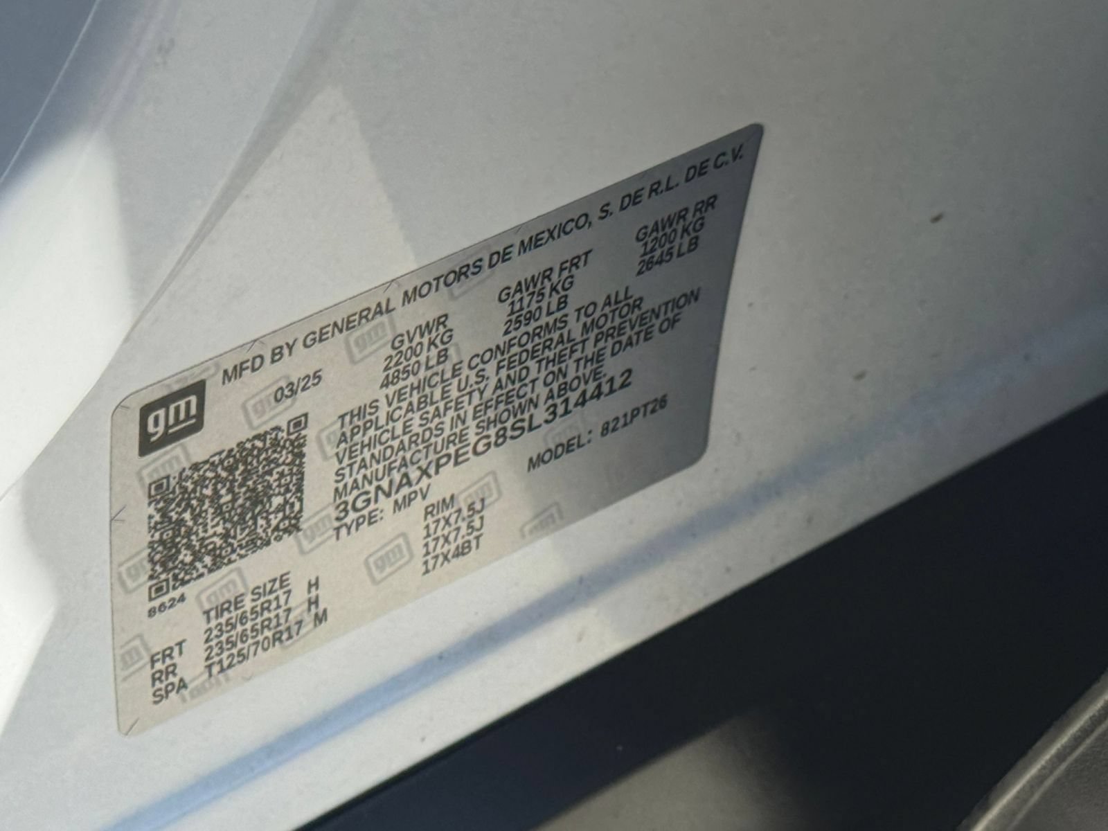 Used 2025 Chevrolet Equinox LT AWD/4WD image 29