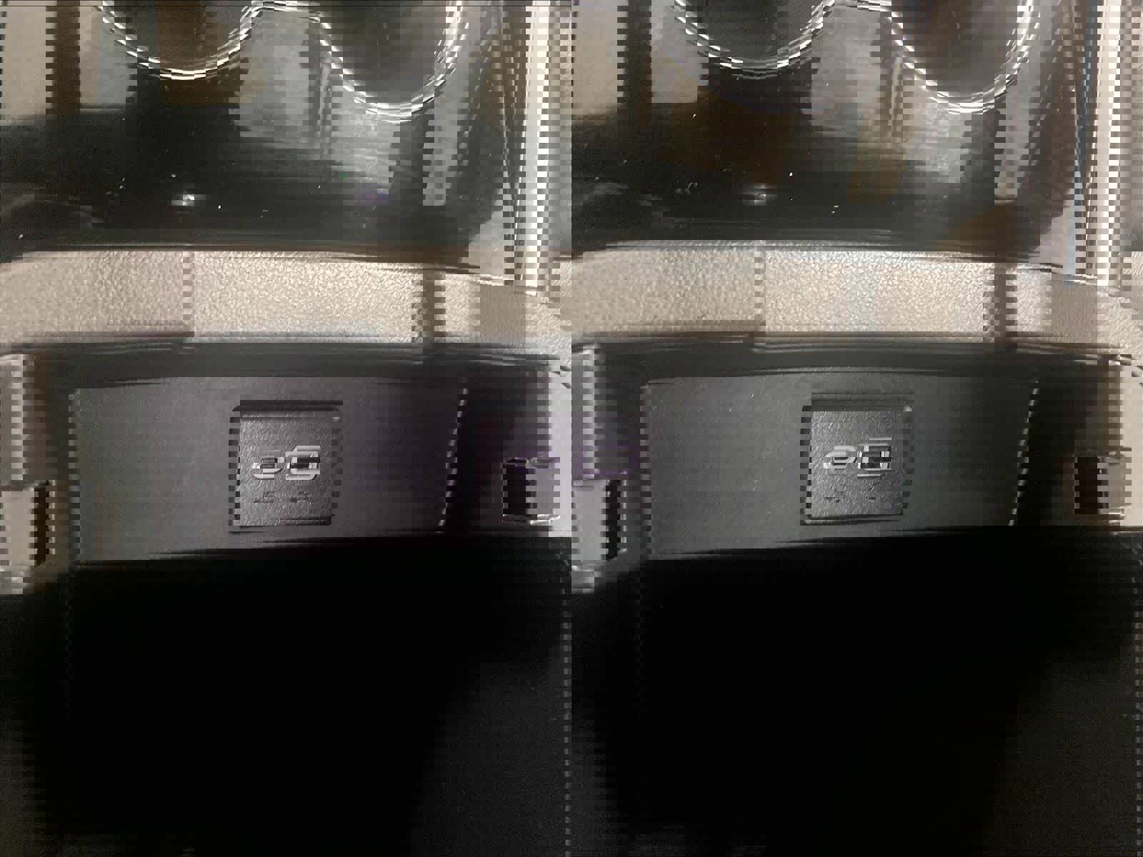 Used 2025 Chevrolet Tahoe LT image 27