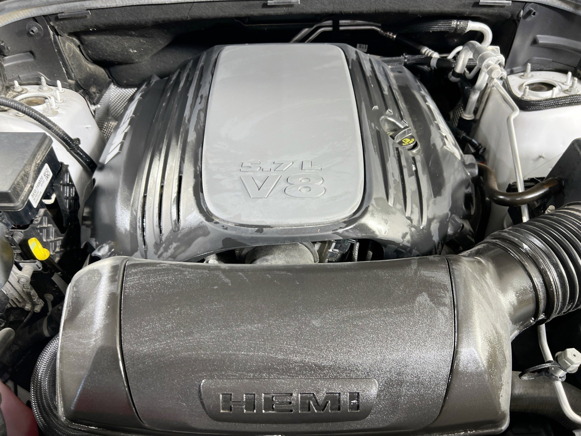 Used 2022 Dodge Durango R/T w/ Blacktop Package image 31