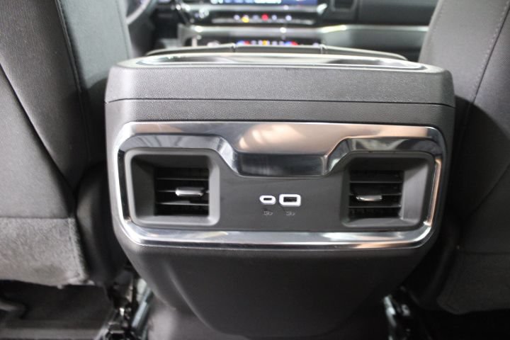 Used 2024 GMC Sierra 1500 Elevation w/ LPO, Elevation Black Package AWD/4WD image 24