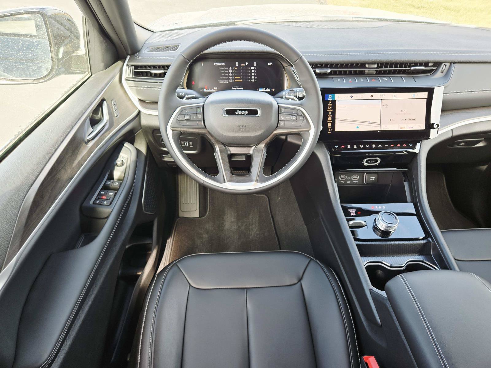 New 2026 Jeep Grand Cherokee L Limited AWD/4WD image 12