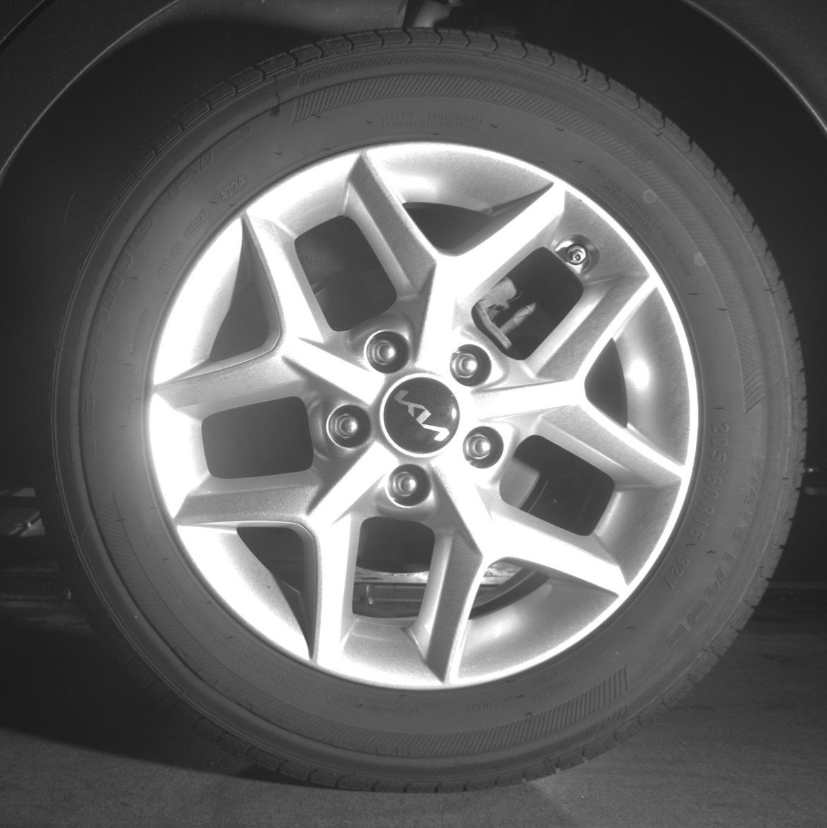 Used 2025 Kia Soul LX w/ LX Technology Package FWD image 21