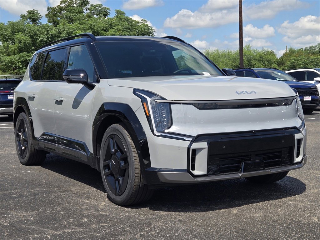 New 2026 Kia EV9 GT-Line image 2