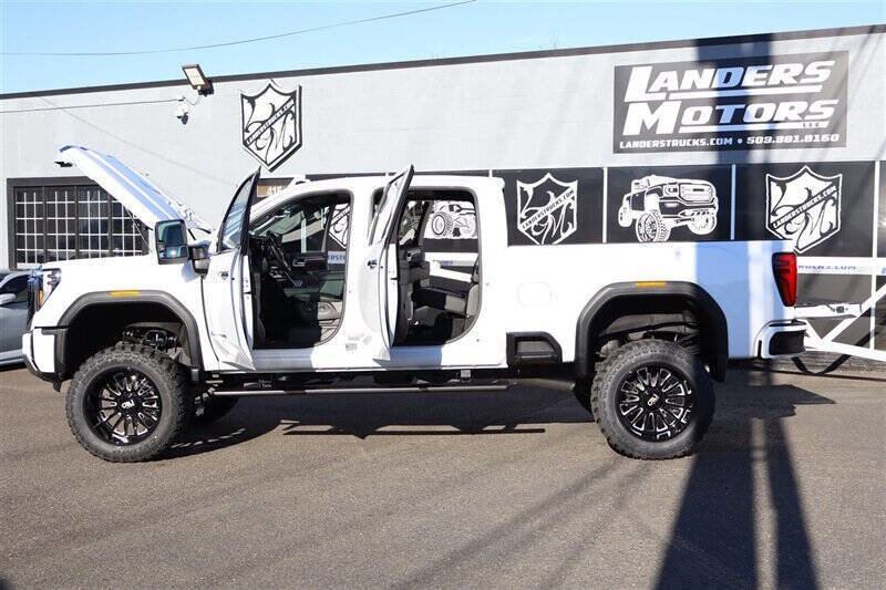 Used 2024 GMC Sierra 3500 Denali w/ Denali Reserve Package image 30