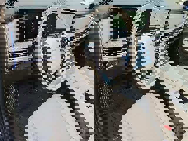 Certified 2025 Hyundai Santa Fe Calligraphy image 10