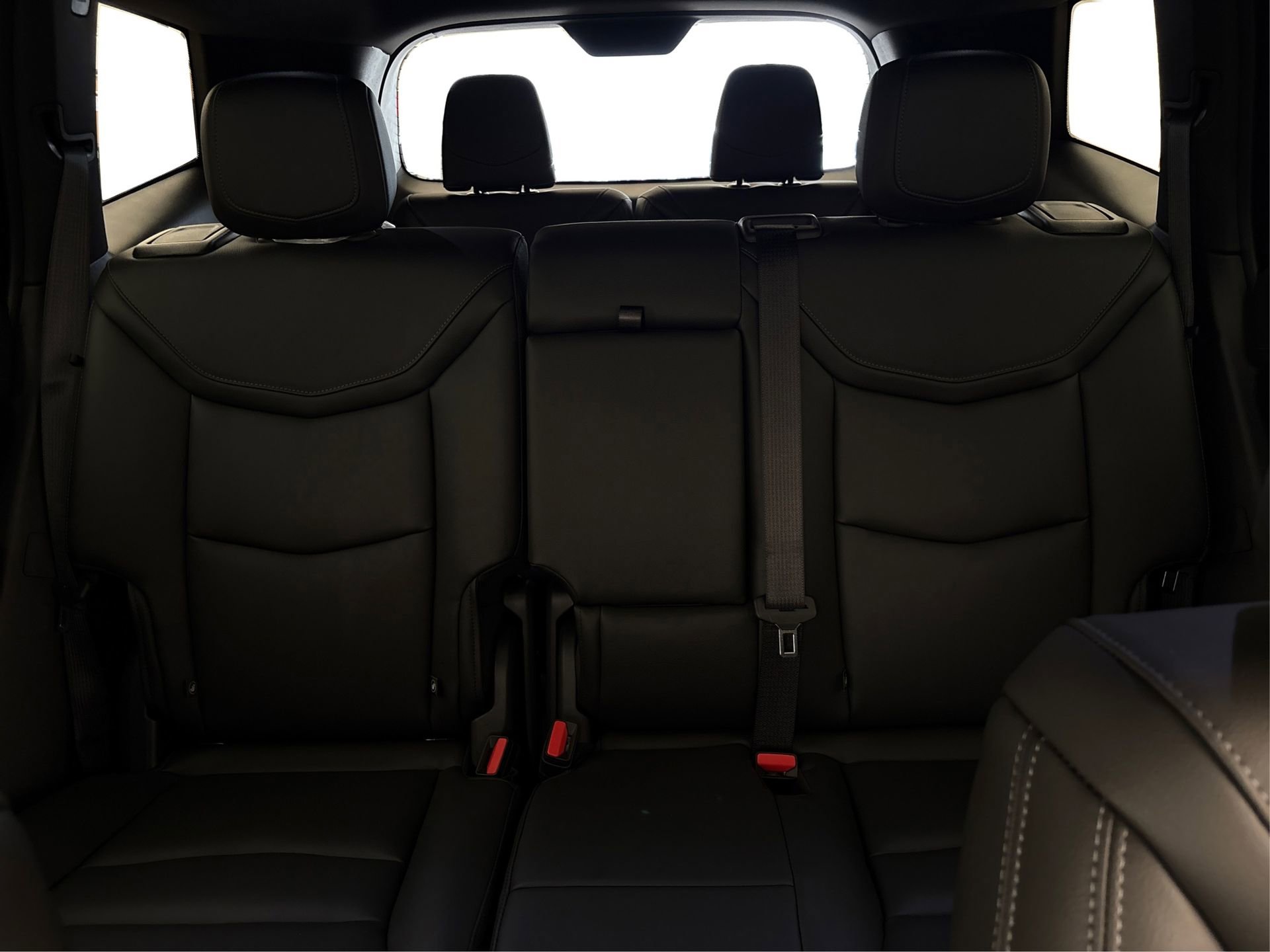 New 2025 Cadillac XT6 Luxury image 17