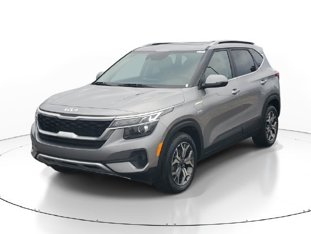 Used 2022 Kia Seltos EX AWD/4WD image 2