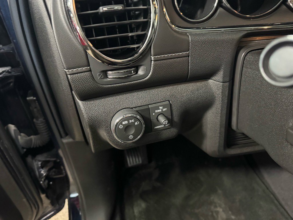 Used 2015 Buick Enclave Premium w/ Experience Buick Package image 18