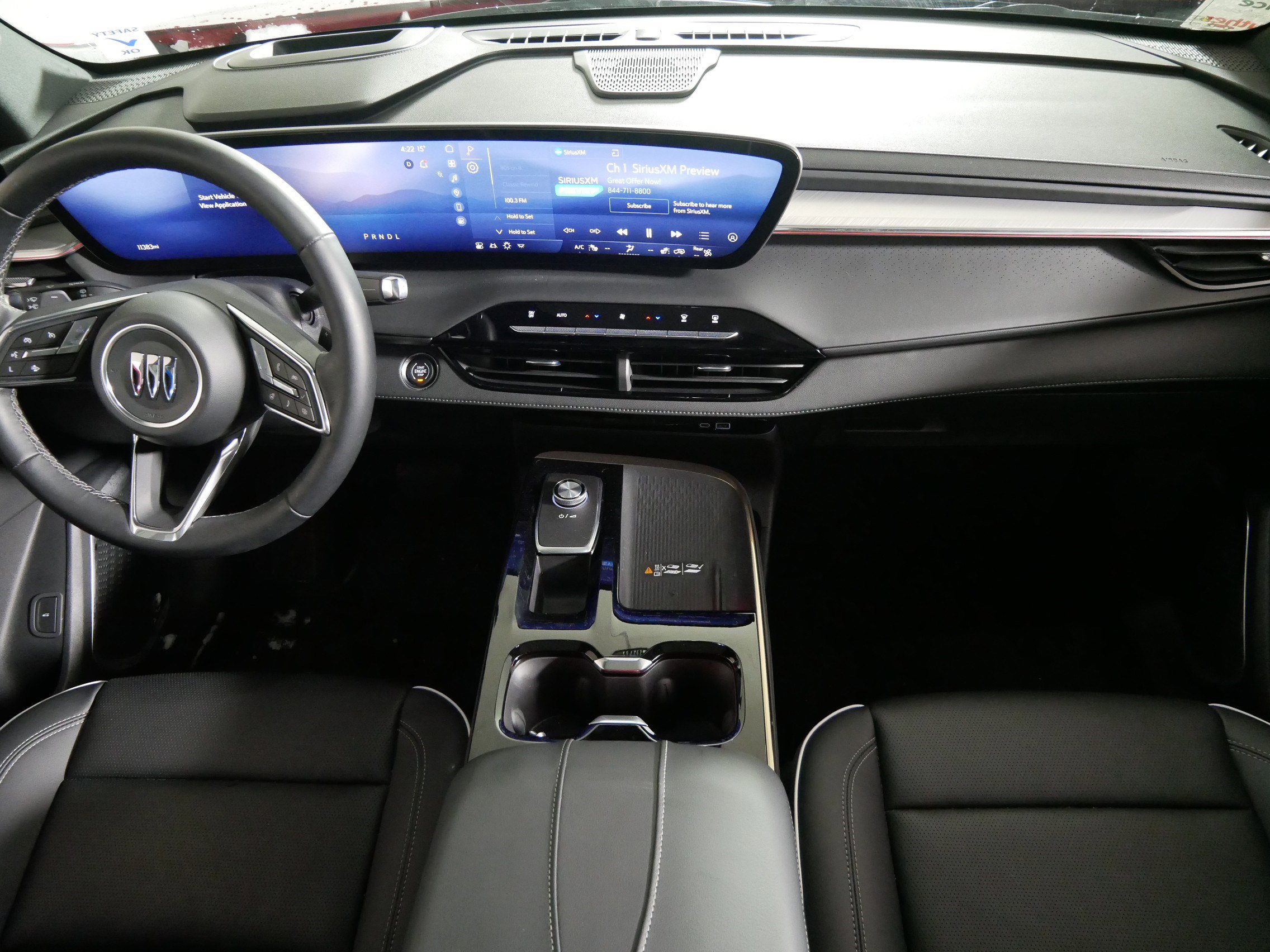 Used 2025 Buick Enclave Avenir w/ Trailering Package, 5000 lbs. image 10