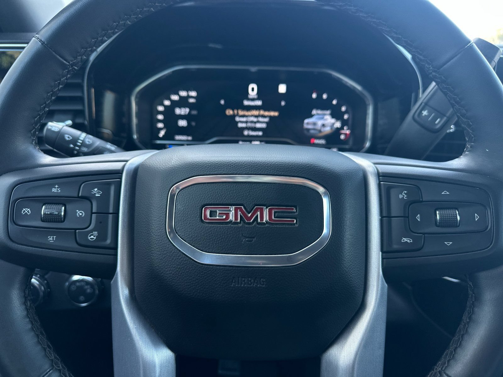 Used 2023 GMC Sierra 1500 SLE AWD/4WD image 21
