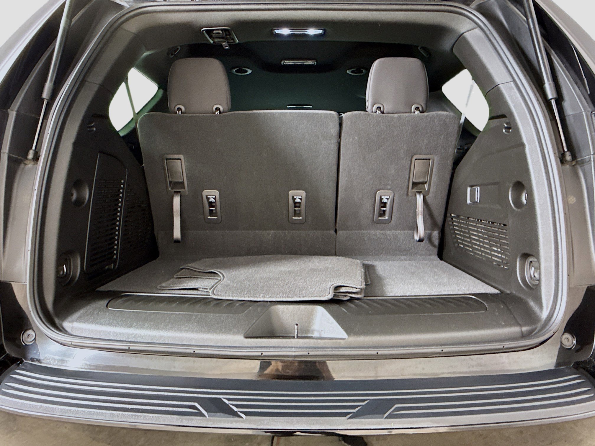 Used 2023 Chevrolet Tahoe LS RWD image 26