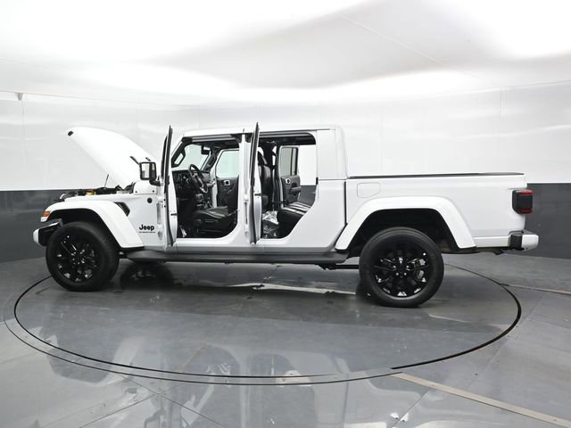 Certified 2023 Jeep Gladiator Overland image 67