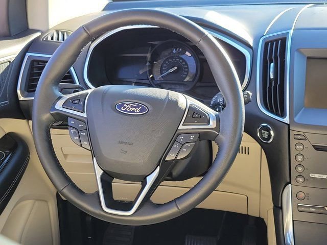 Used 2015 Ford Edge Titanium w/ Technology Package image 20