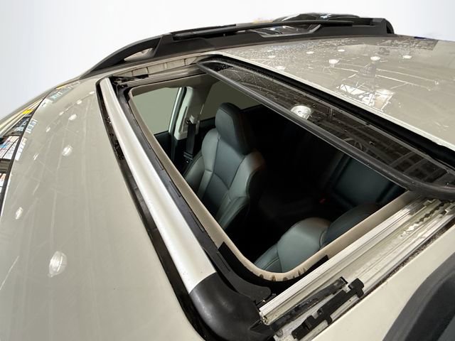 Used 2020 Subaru Outback Onyx Edition XT image 23