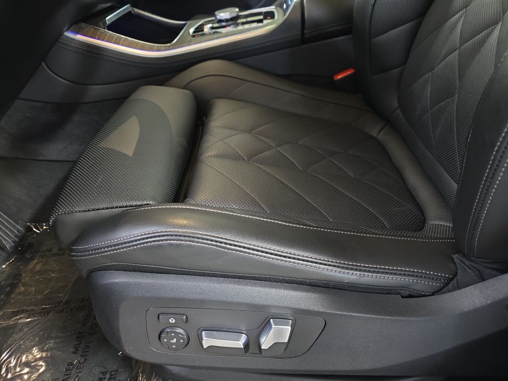 Certified 2024 BMW X5 sDrive40i w/ Premium Package RWD image 25
