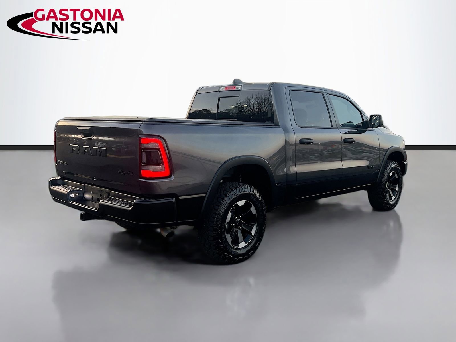 Used 2022 RAM 1500 Rebel image 9