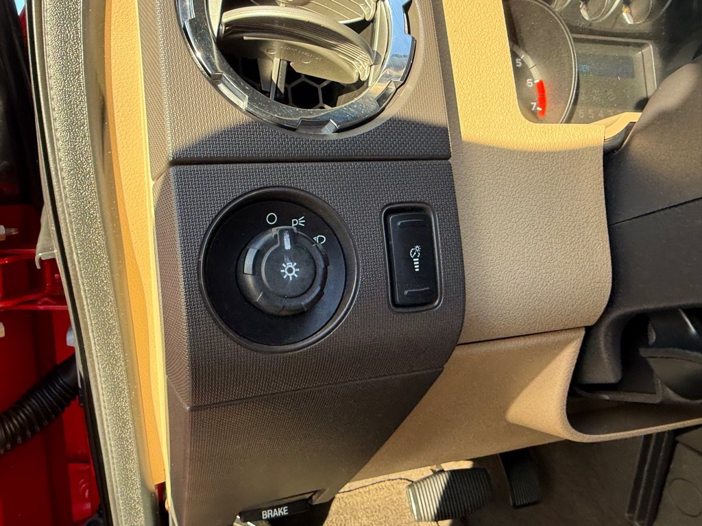 Used 2012 Ford F250 XLT AWD/4WD image 20
