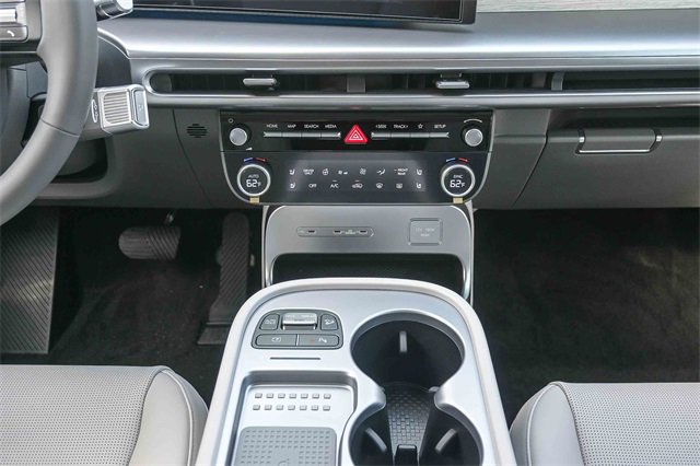 New 2026 Hyundai Ioniq 9 SEL image 15