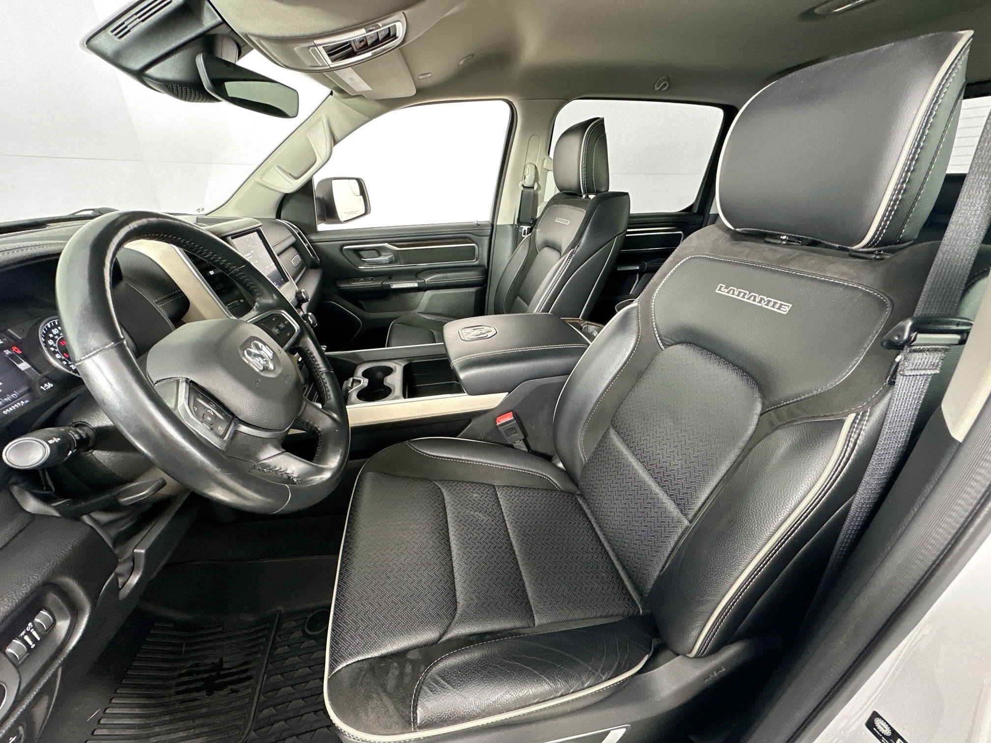 Used 2022 RAM 1500 Laramie RWD image 20
