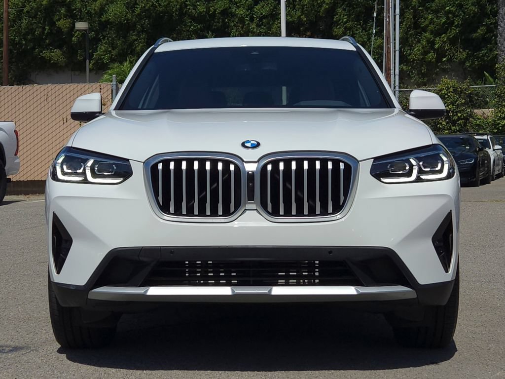 Used 2024 BMW X3 xDrive30i w/ Convenience Package w/ZPA AWD/4WD image 2