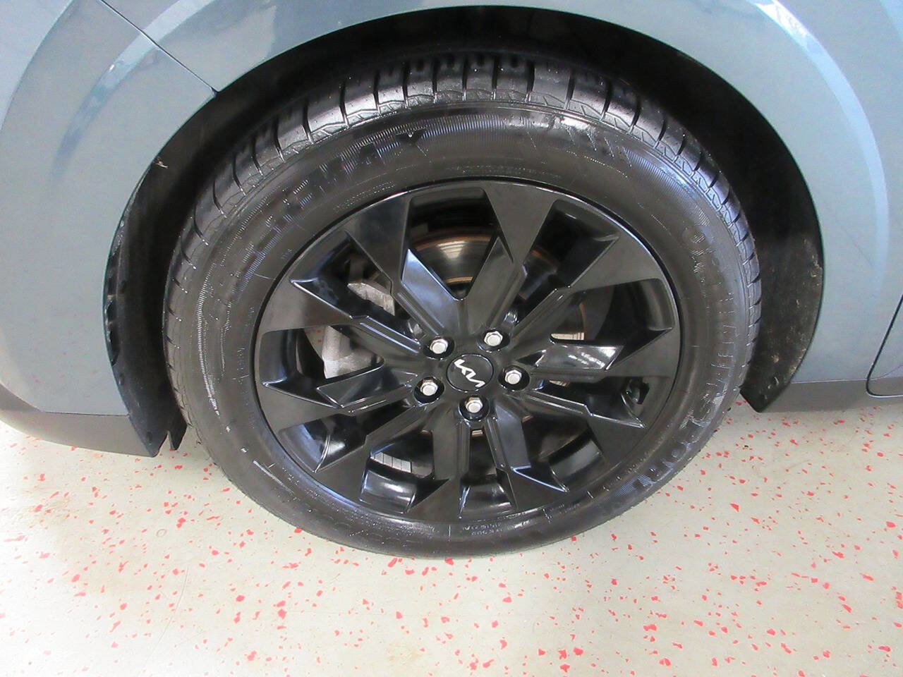 Used 2023 Kia Carnival SX Prestige image 38