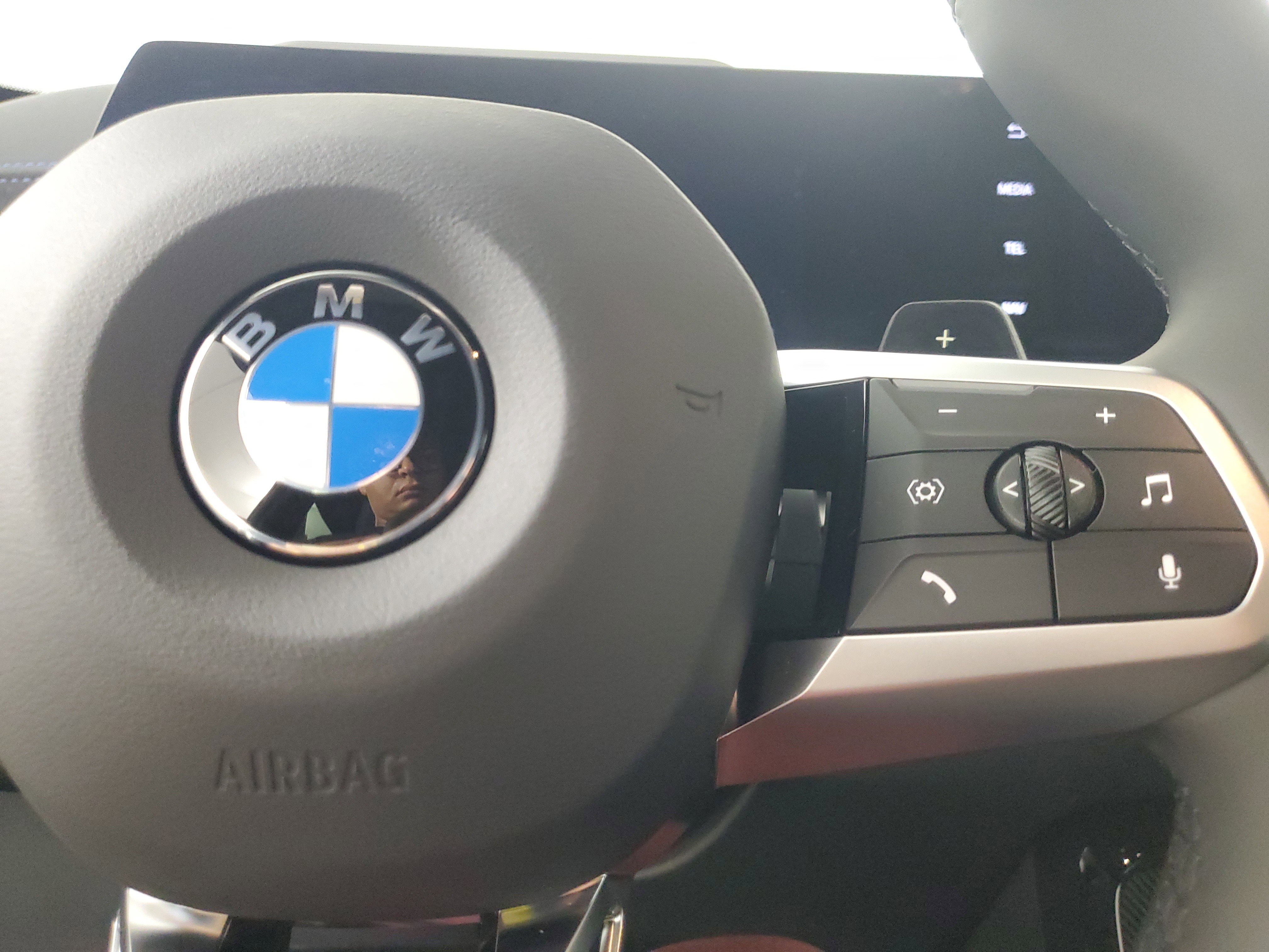 New 2025 BMW X2 xDrive28i w/ Technology Package image 14