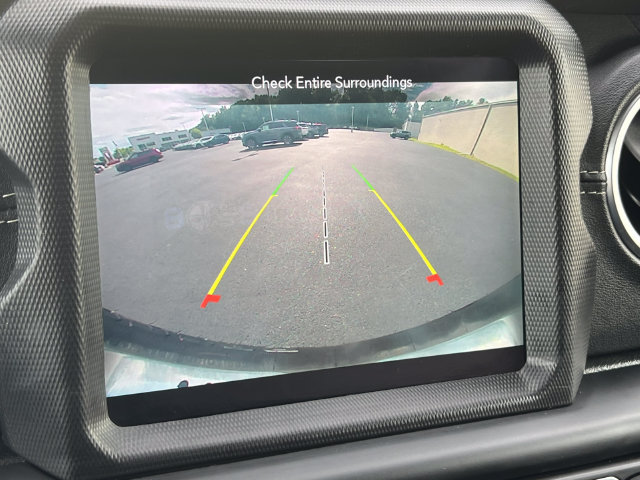 Used 2020 Jeep Wrangler Unlimited Sahara AWD/4WD image 20