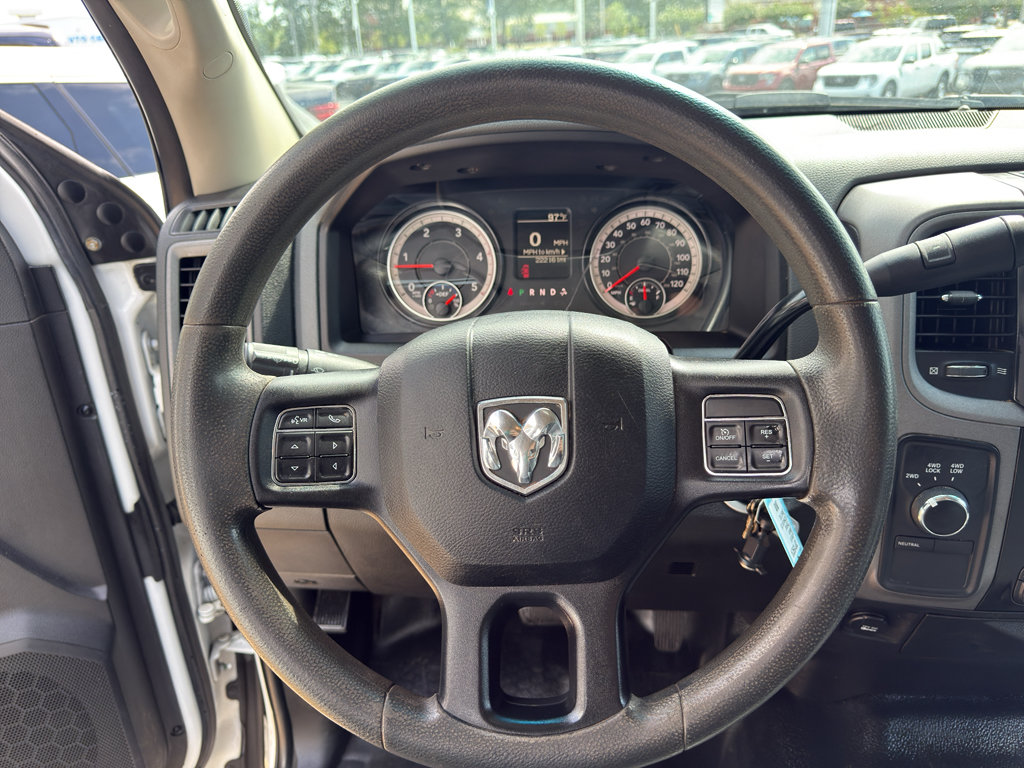 Used 2018 RAM 3500 Tradesman w/ Chrome Appearance Group AWD/4WD image 23