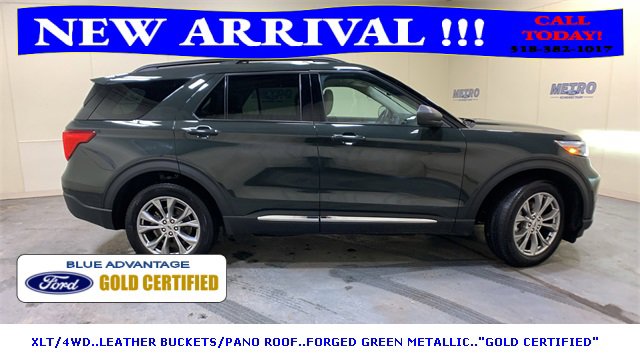 Certified 2022 Ford Explorer XLT w/ Equipment Group 202A image 3
