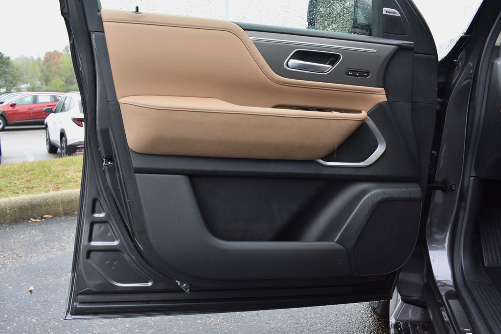 New 2026 INFINITI QX80 Luxe w/ Cargo Package image 10