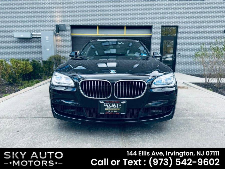 Used 2014 BMW 750Li xDrive AWD/4WD image 2