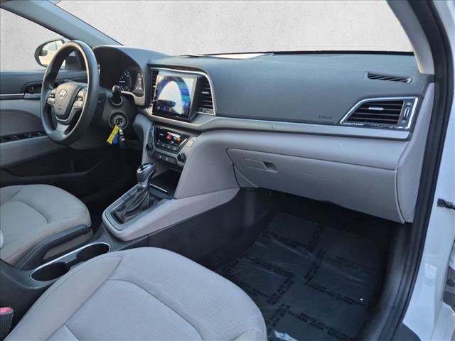 Used 2017 Hyundai Elantra SE FWD image 19