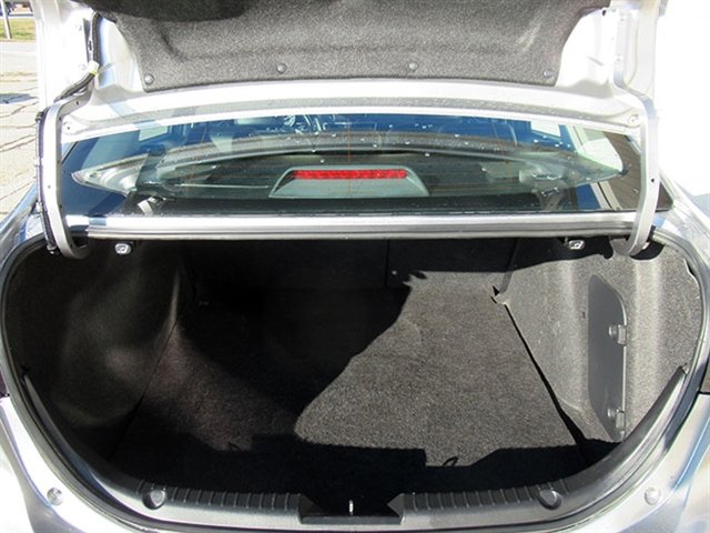 Used 2015 MAZDA MAZDA3 i Grand Touring image 10