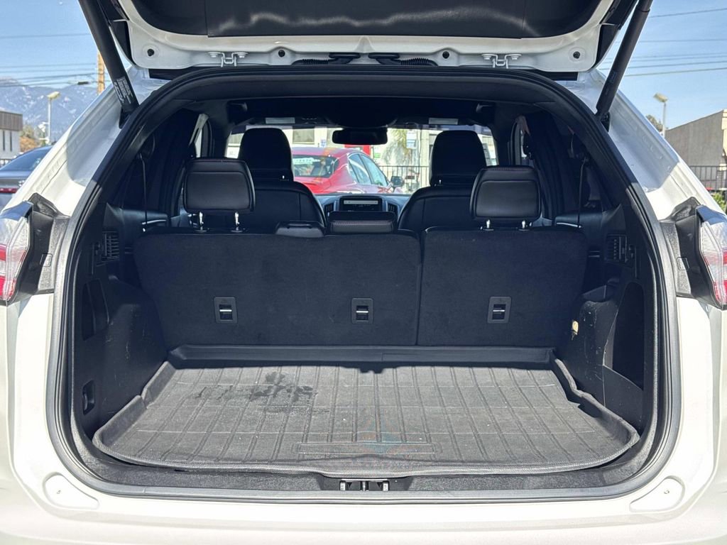 Certified 2022 Ford Edge ST-Line image 26