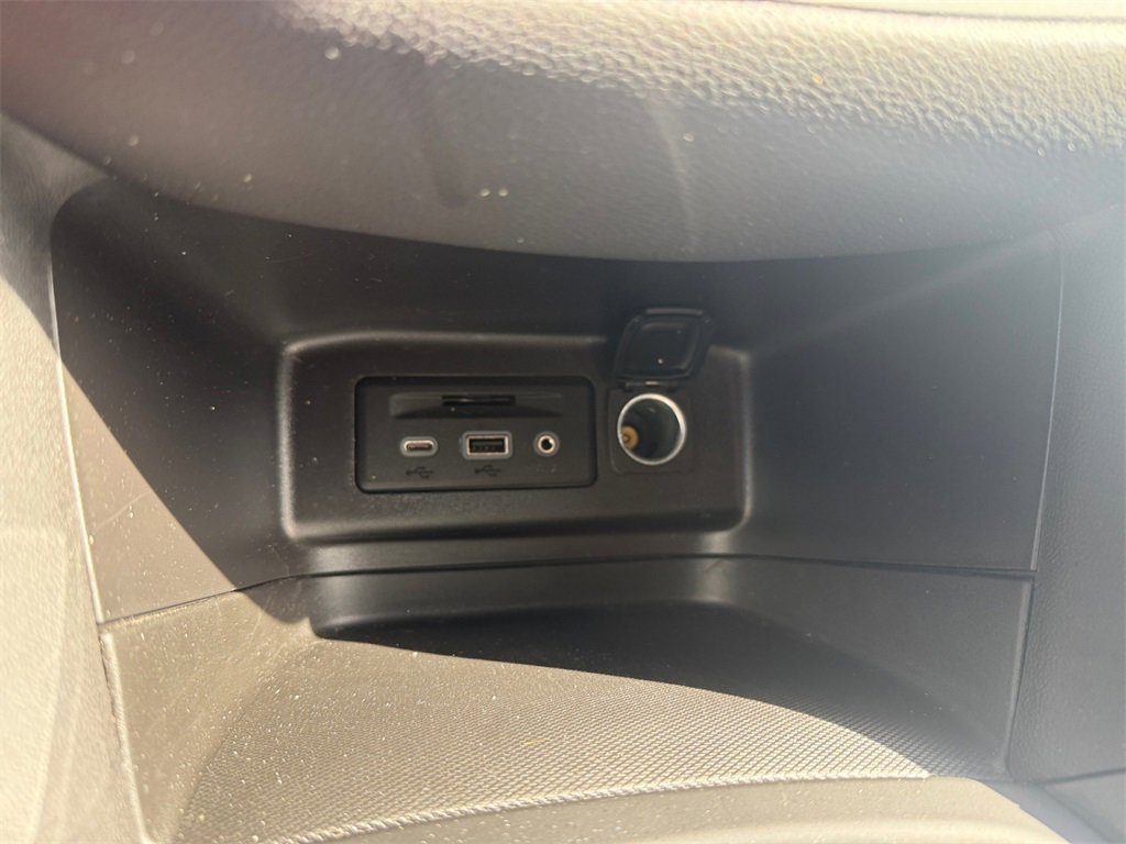 Used 2024 Chevrolet Equinox LT image 26