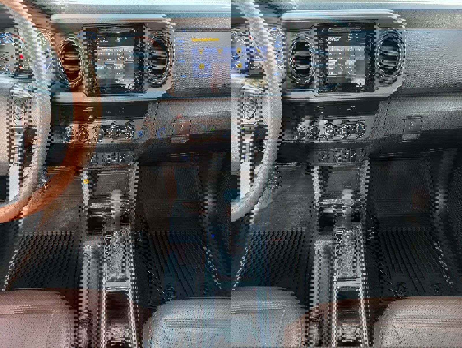 Used 2019 Toyota Tacoma TRD Sport AWD/4WD image 7