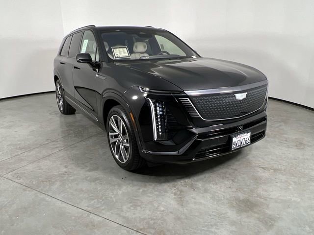Used 2026 Cadillac Vistiq Sport image 2