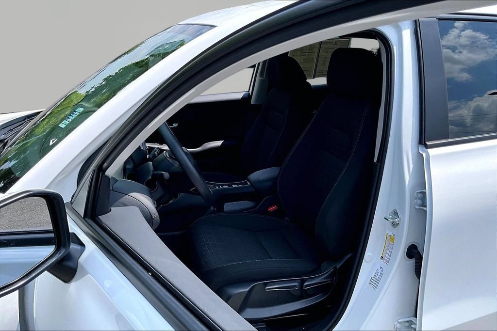 Certified 2026 Honda HR-V LX image 15